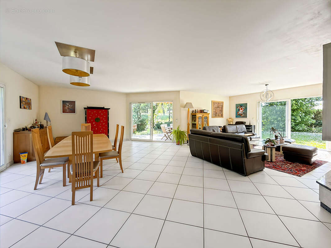 Maison à GRADIGNAN