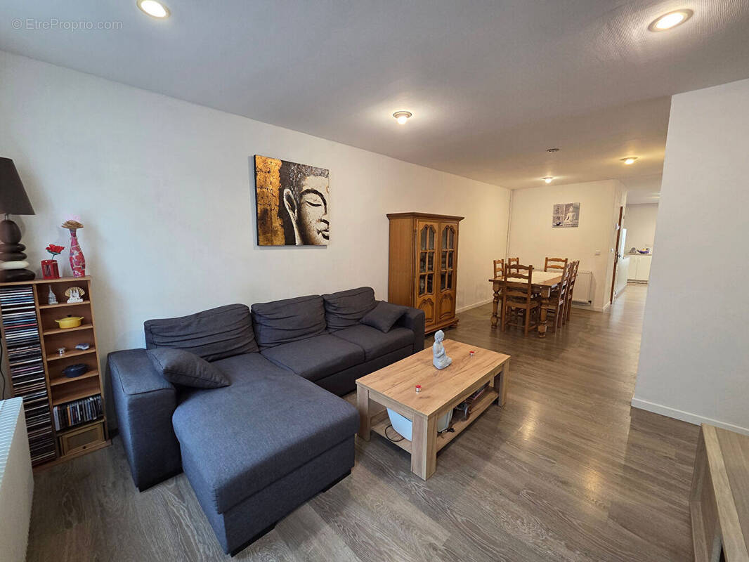 Maison à SAINT-QUENTIN