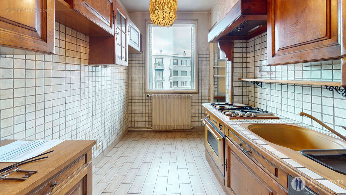 Appartement à SAINT-MARTIN-D'HERES