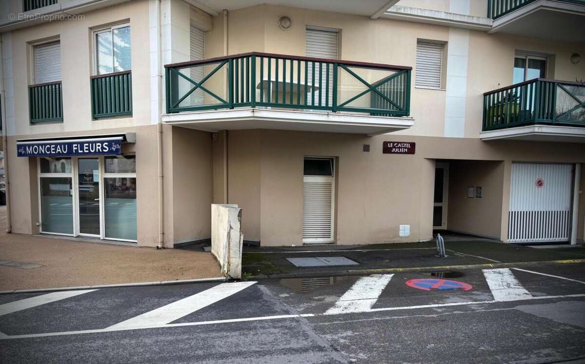 Parking à LA BAULE-ESCOUBLAC
