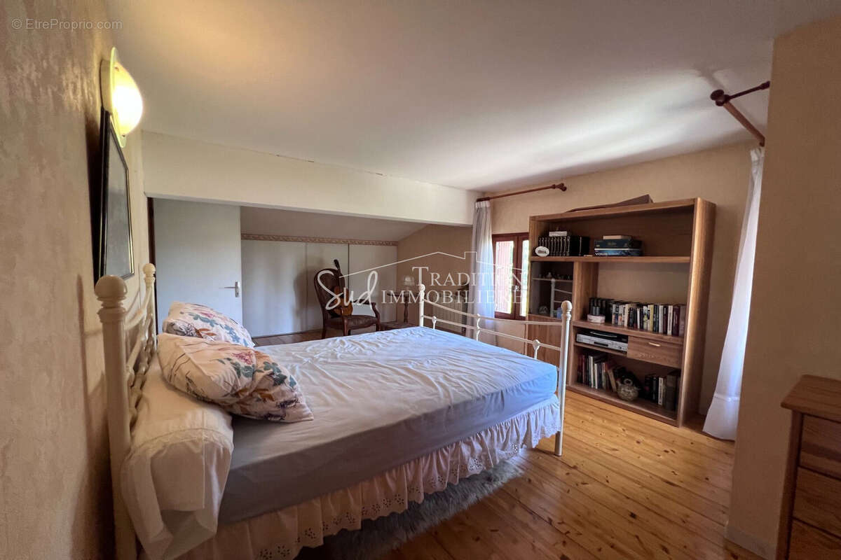 Maison 150 m² à Paradou  - photo 5