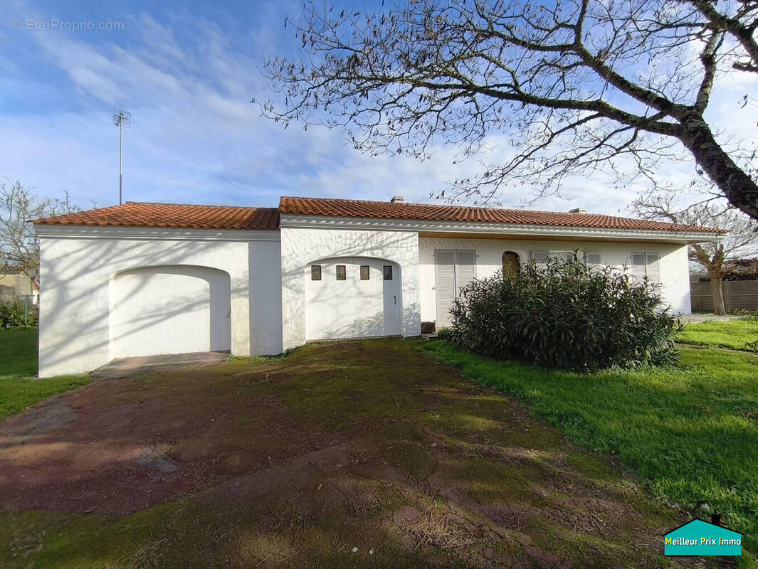 Maison à BOIS-DE-CENE