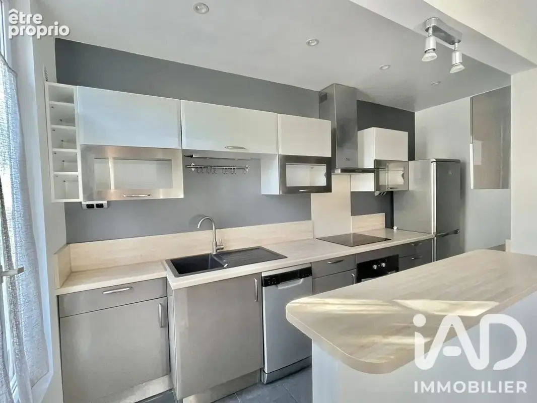 Photo 1 - Appartement à BOURG-LA-REINE