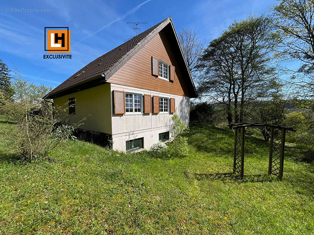 Maison à MARBACHE