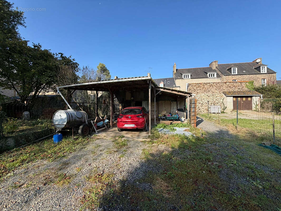 Maison à CHATEAUNEUF-D&#039;ILLE-ET-VILAINE