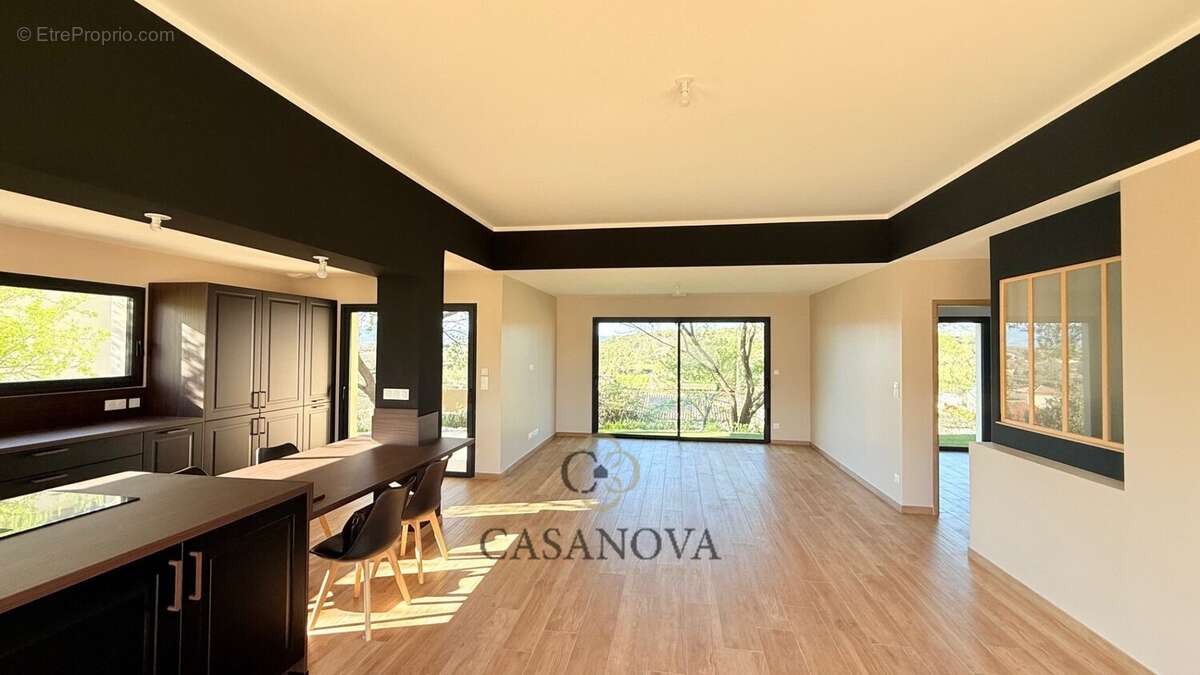 Villa contemporaine neuve avec piscine lagon et vue campagne à Magalas - photo 6