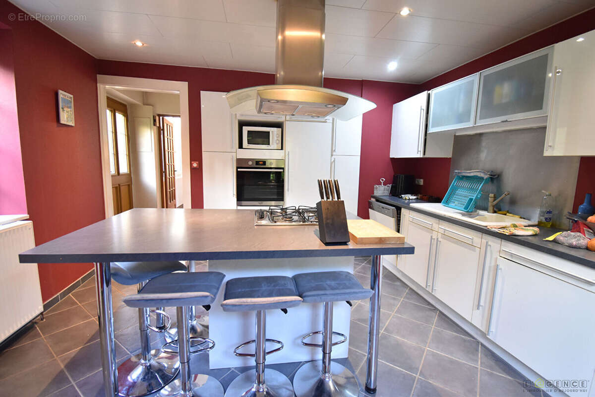 Maison à SAINT-LEONARD