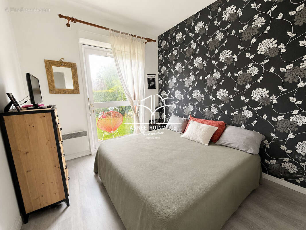 Appartement à TOURGEVILLE