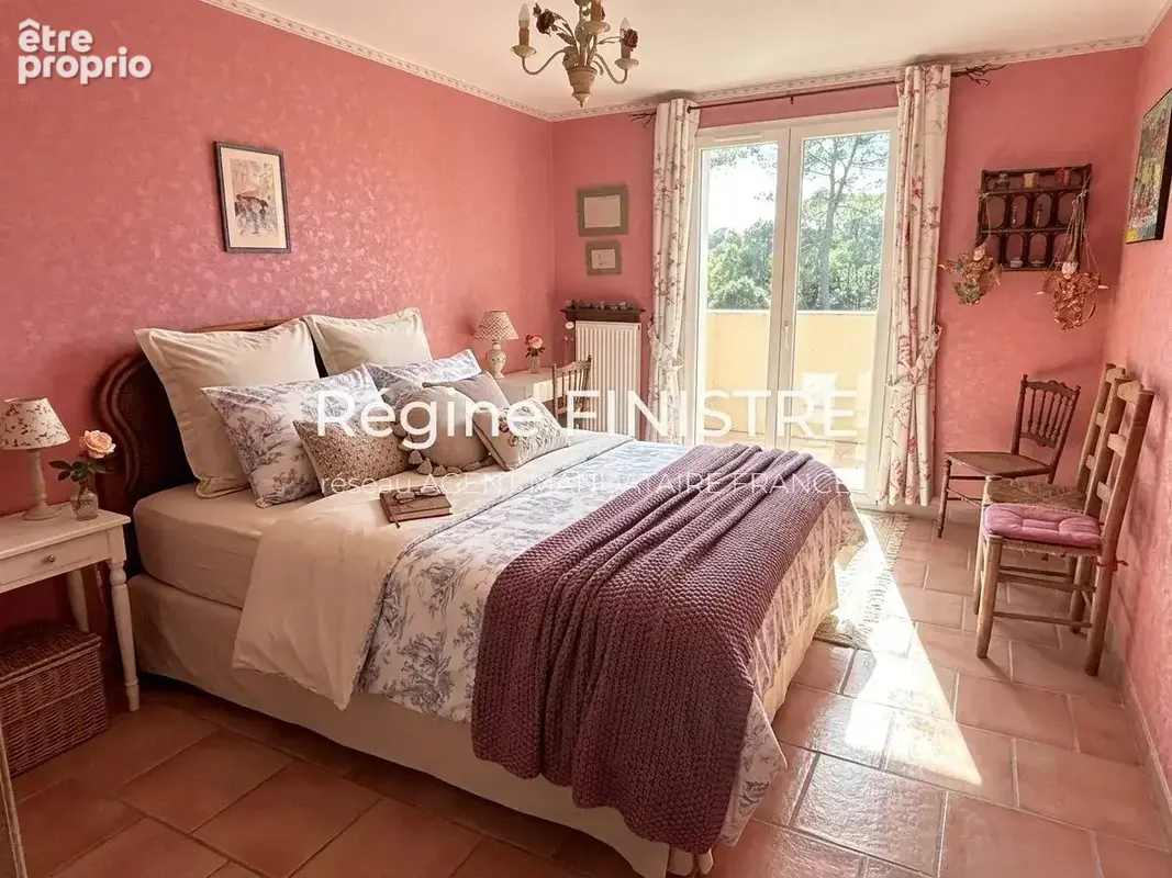 Les arcs-sur-argens bastide t5 - 179 m² - 4 chambres - piscine - double garage - boulodrome - 5 087 m² de terrain clos - photo 20