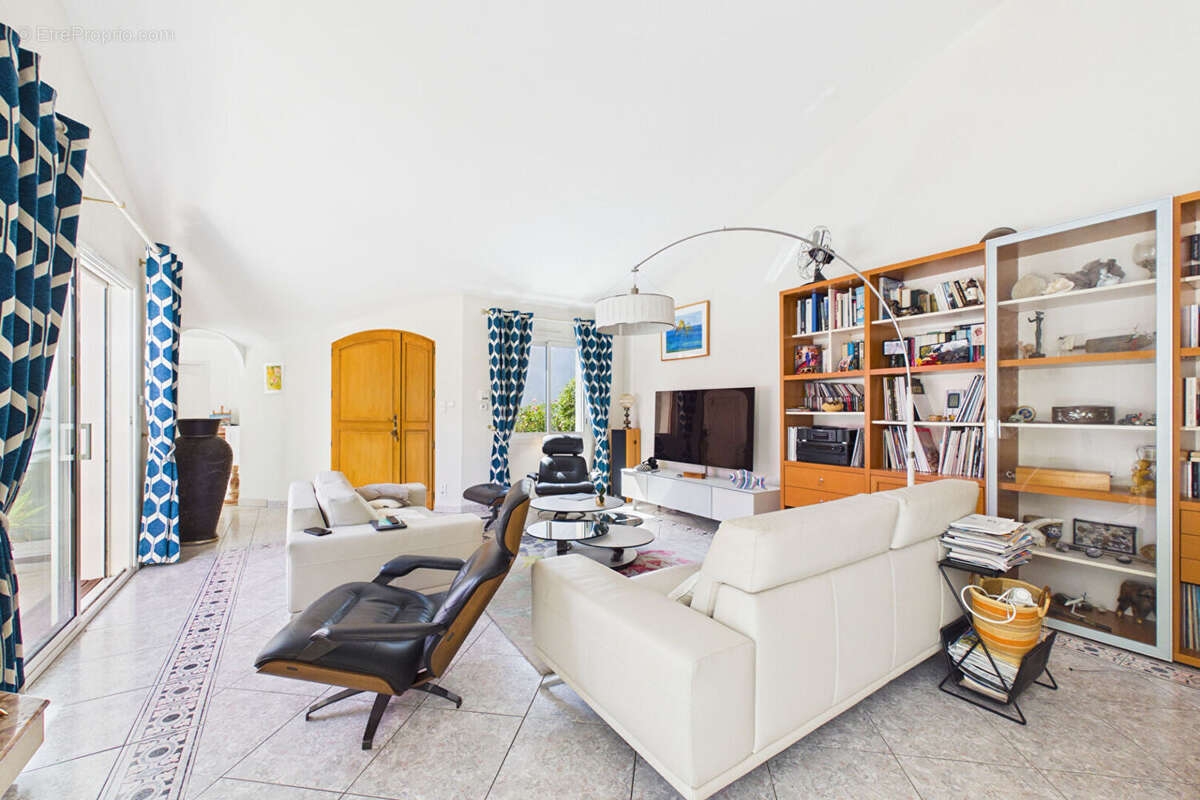 Maison à MOUILLERON-LE-CAPTIF
