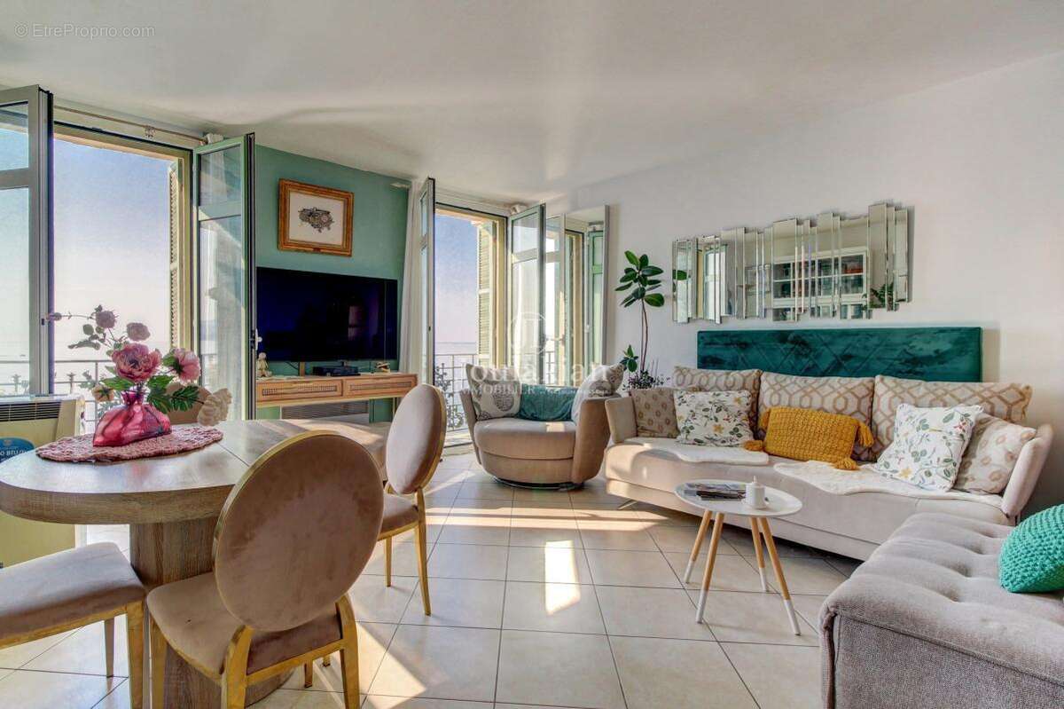 Appartement à MENTON