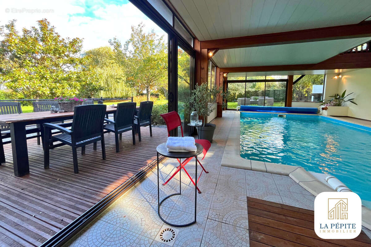 Maison à MECQUIGNIES