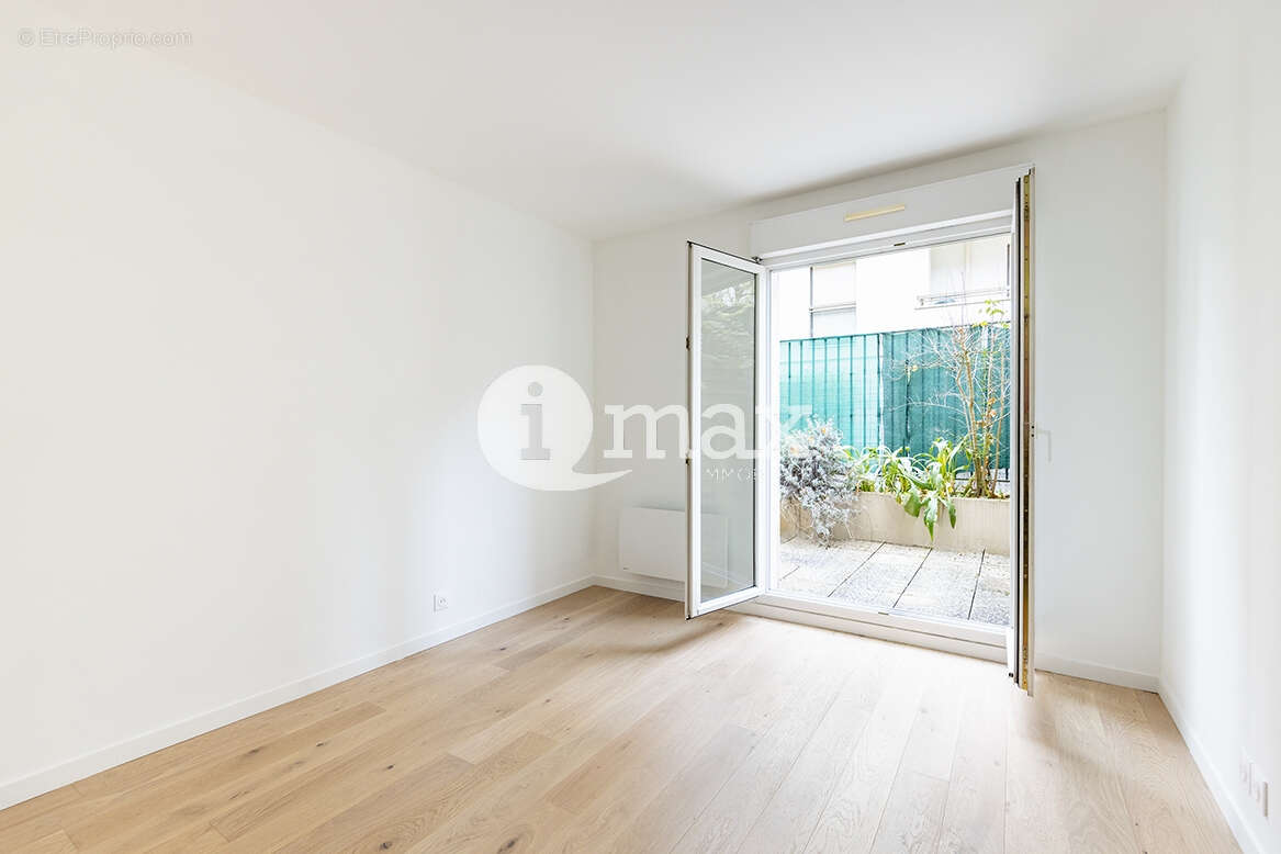 Appartement à LEVALLOIS-PERRET