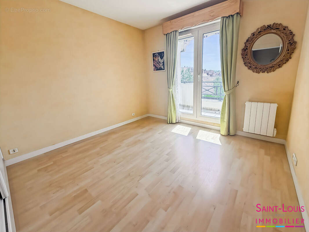 Poissy Appartement 5 pièces Terrasse  Forêt à 10min & RER A à 17 min - photo 12