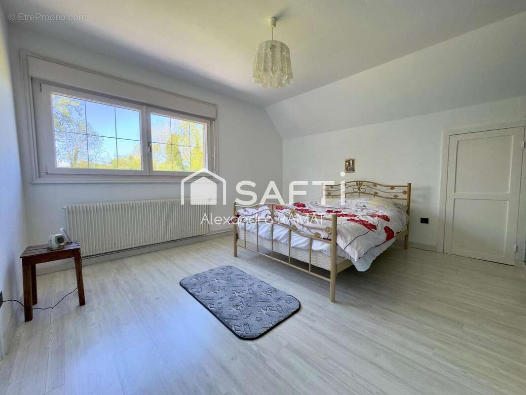 Maison 138 m² à Frevin-Capelle  - photo 7