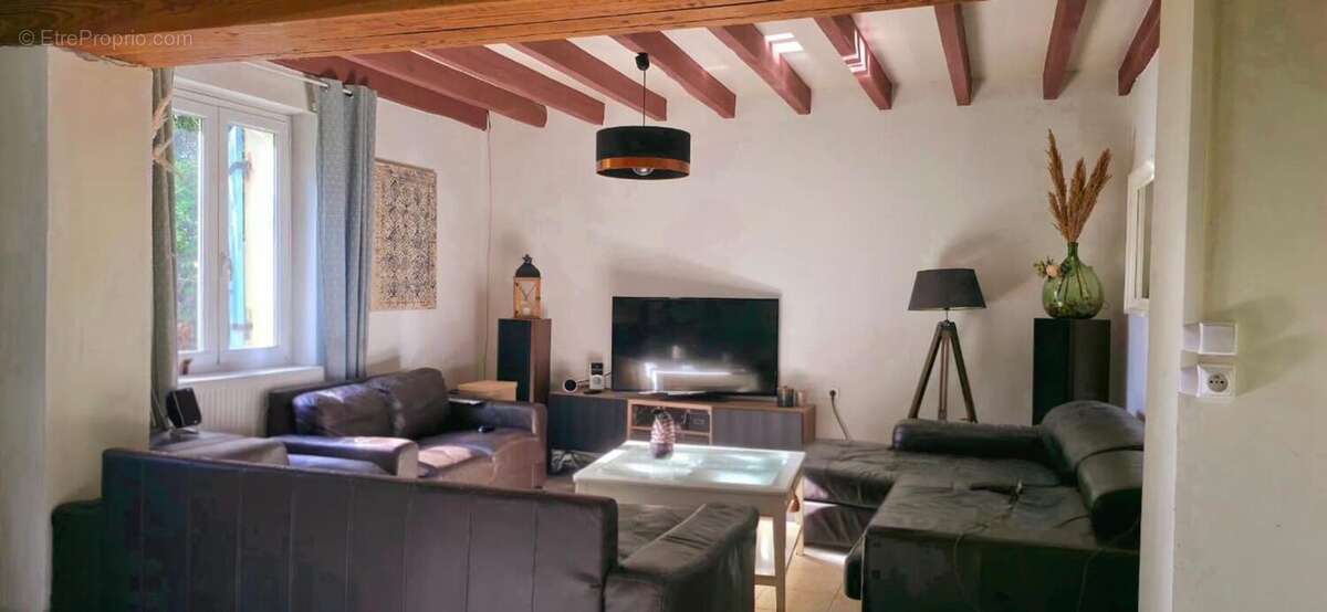 Maison à SAINT-AMAND-DE-VERGT