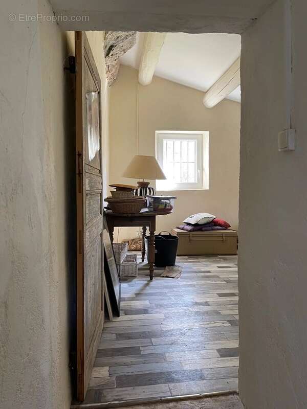 Maison atypique vue dominante - photo 12