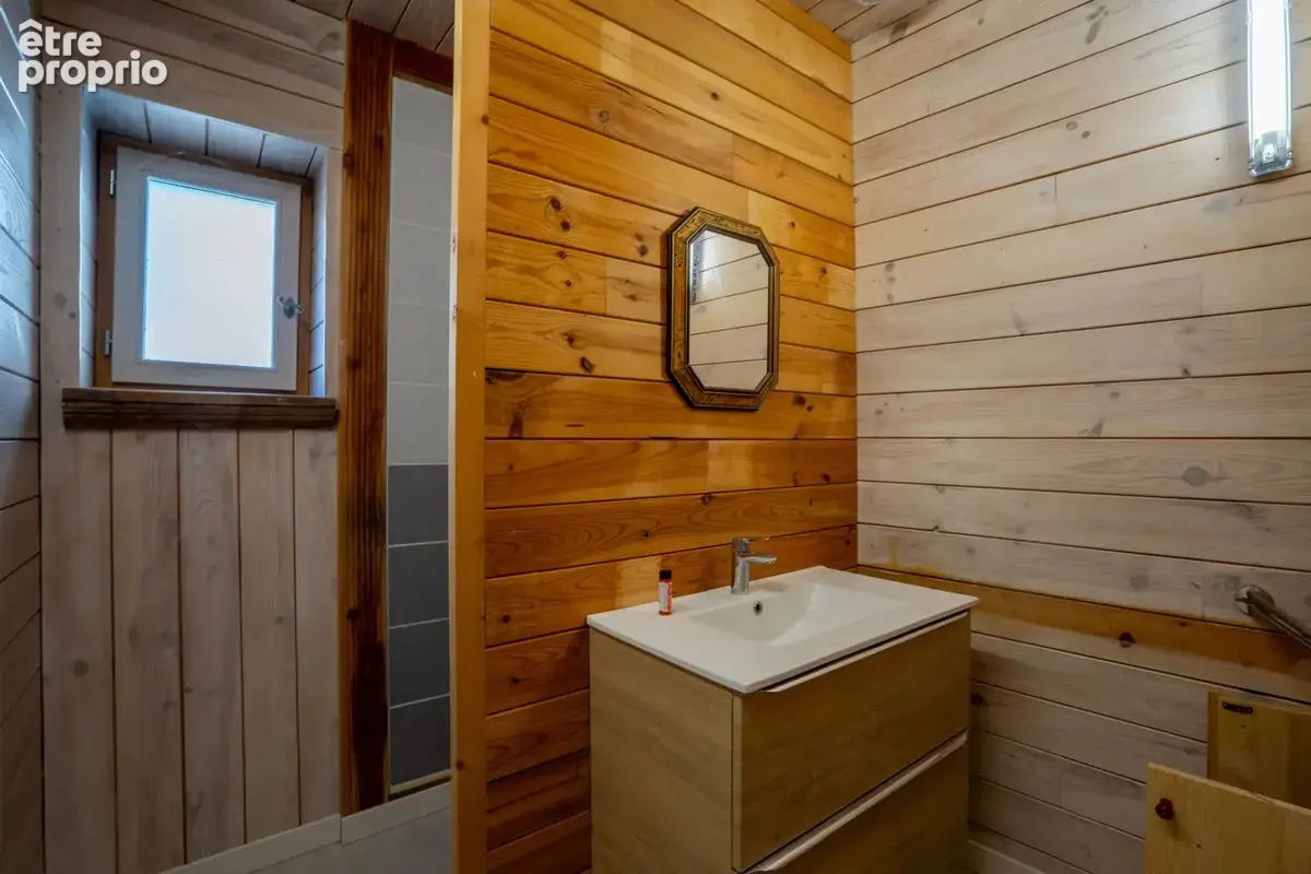 charmante maison de village de 65 m2 en pierre composée de 2 grandes pièces sur cave - photo 7