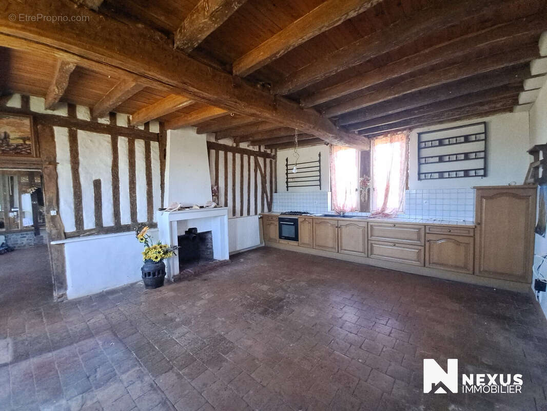 Maison à BOIS-HEROULT