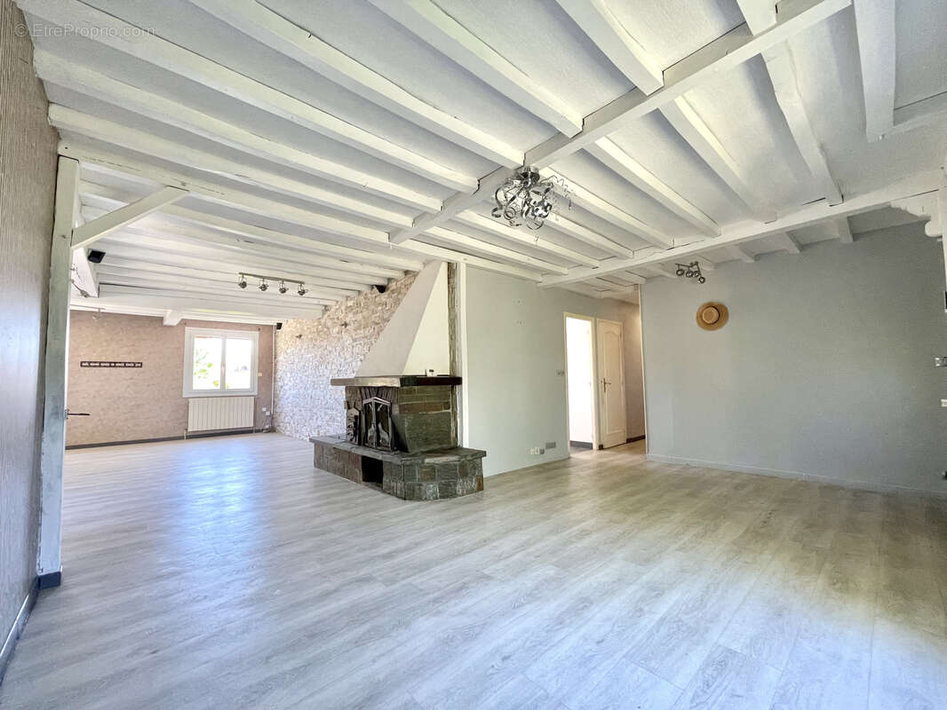 RANVILLE   Maison familiale de 168 m2 avec 5 chambres   Un fort potentiel dans un environnement privilégié - photo 7