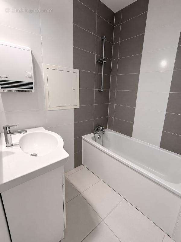 Appartement T3 de 73 m² rénové avec jardin privatif et balcon - photo 9