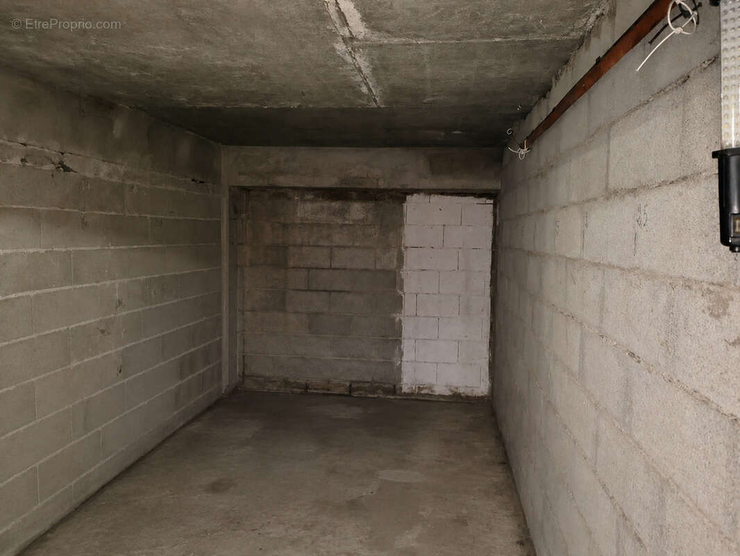 Parking 12 m² à Gruissan  - photo 2