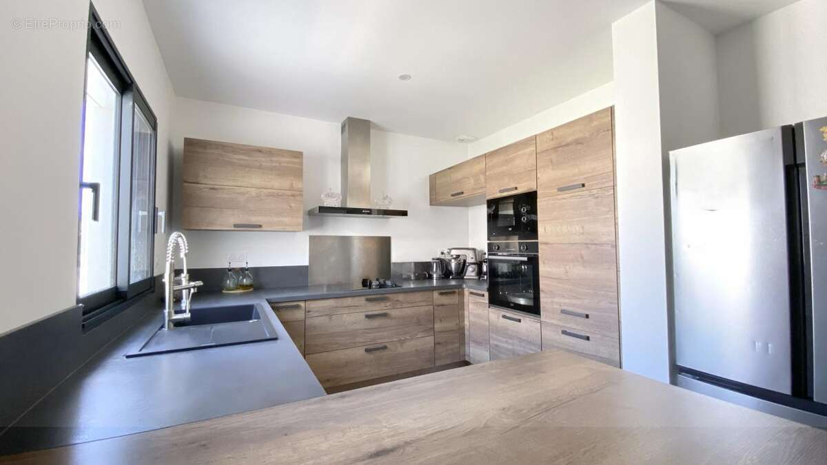 Maison à CORNEILHAN