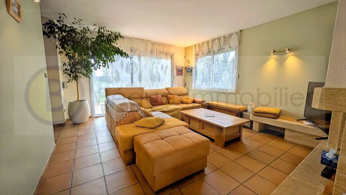 Maison à FONTENILLES