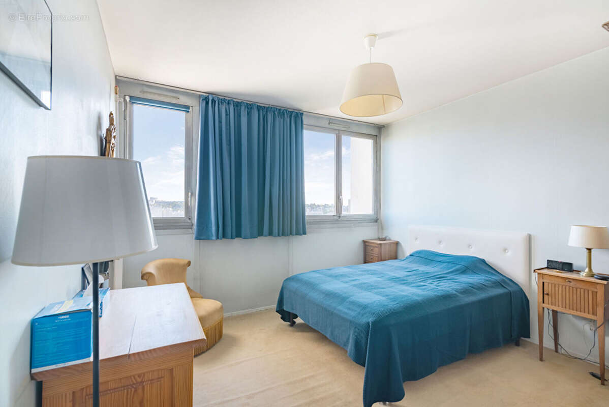 Appartement à PARIS-19E