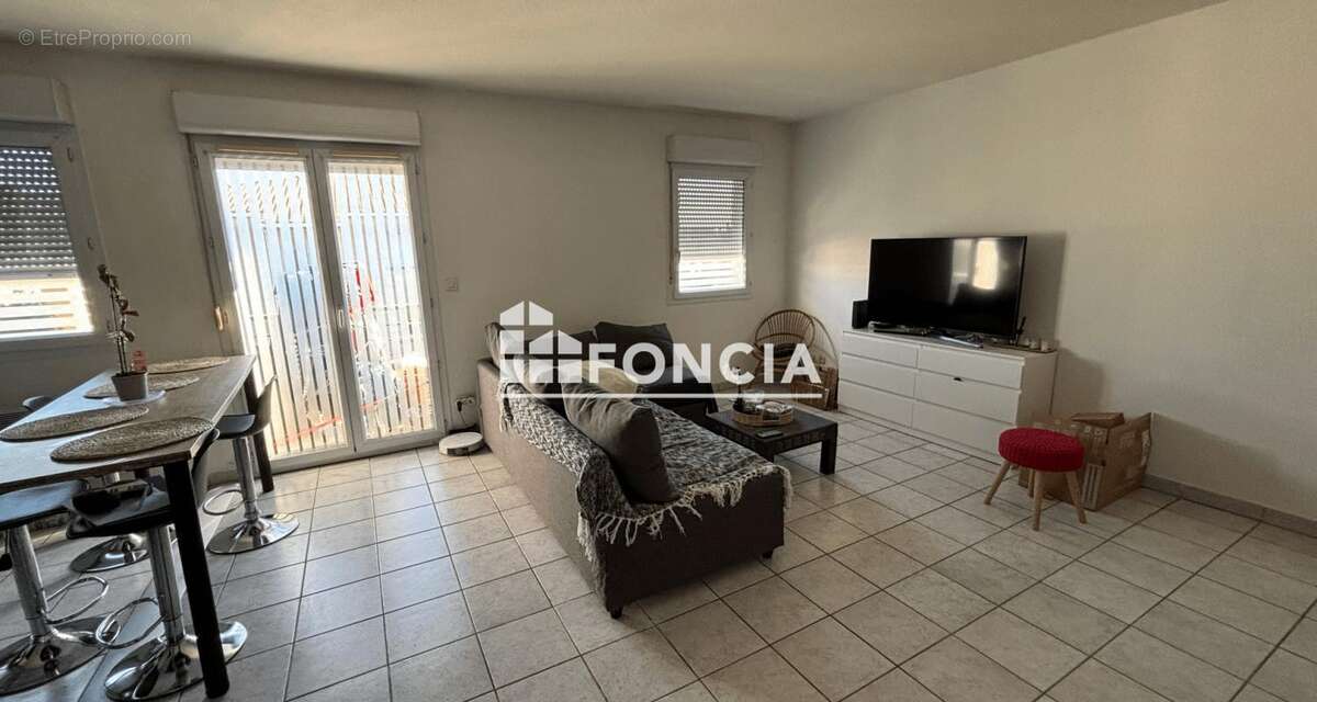 Appartement à LUNEL