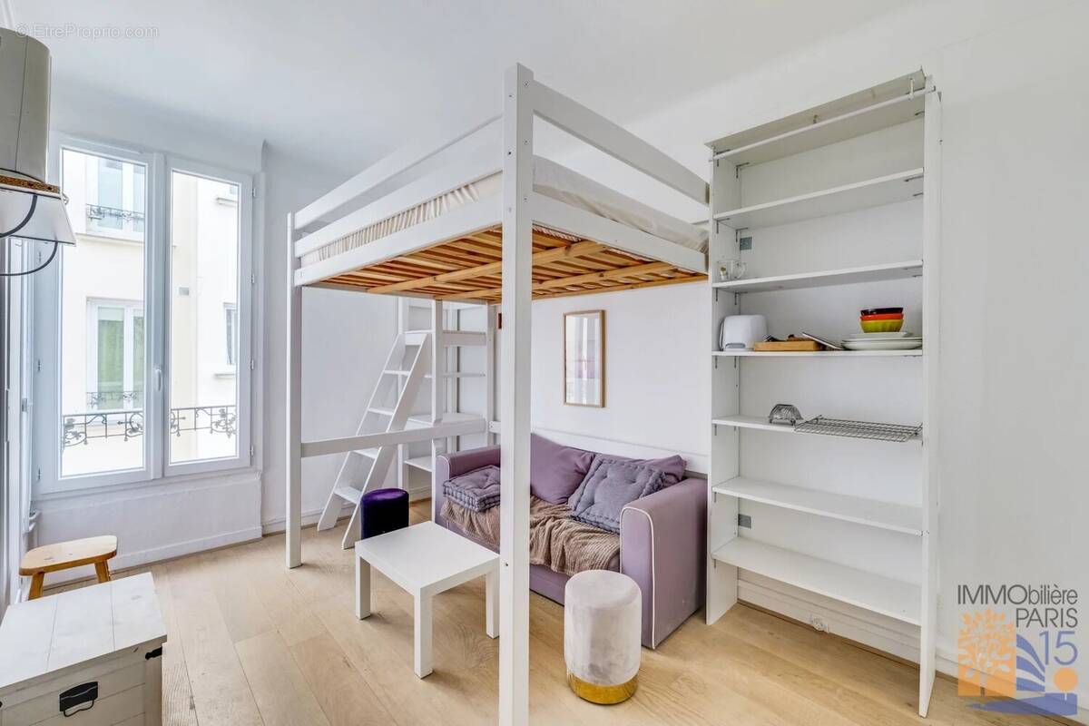 Appartement à PARIS-15E