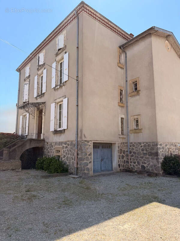 Maison à TOURNON-SUR-RHONE
