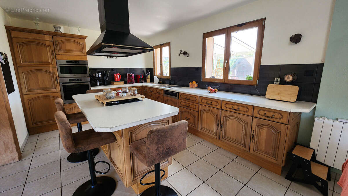 Maison à CHATEAUNEUF-EN-THYMERAIS