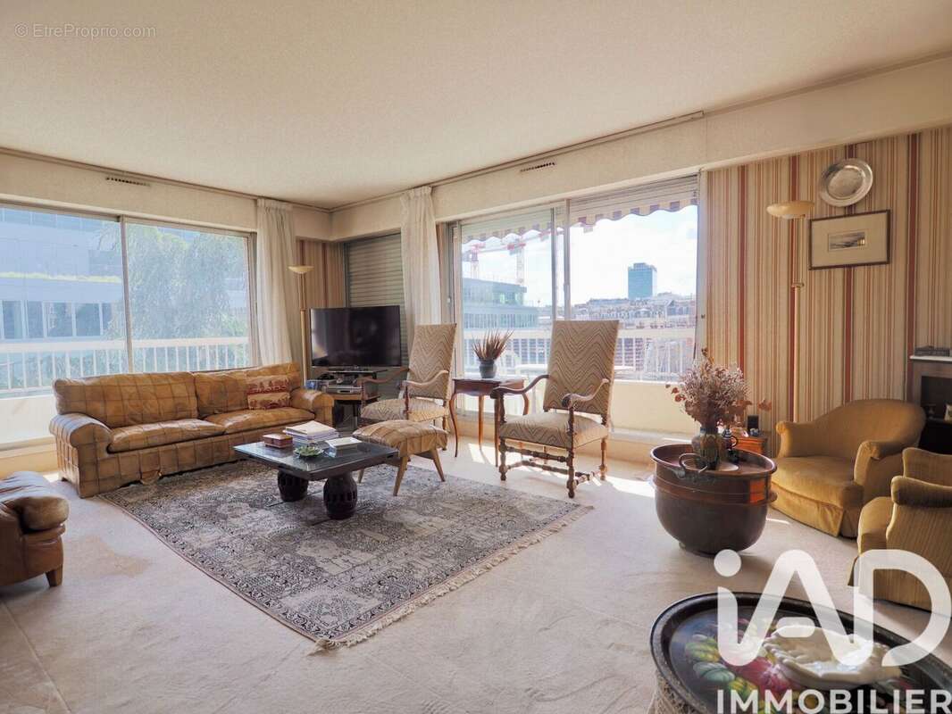Photo 3 - Appartement à PARIS-15E