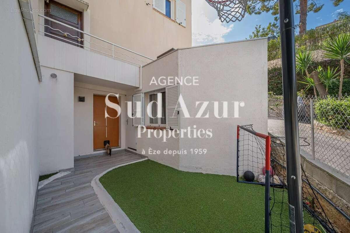 Appartement à VILLEFRANCHE-SUR-MER