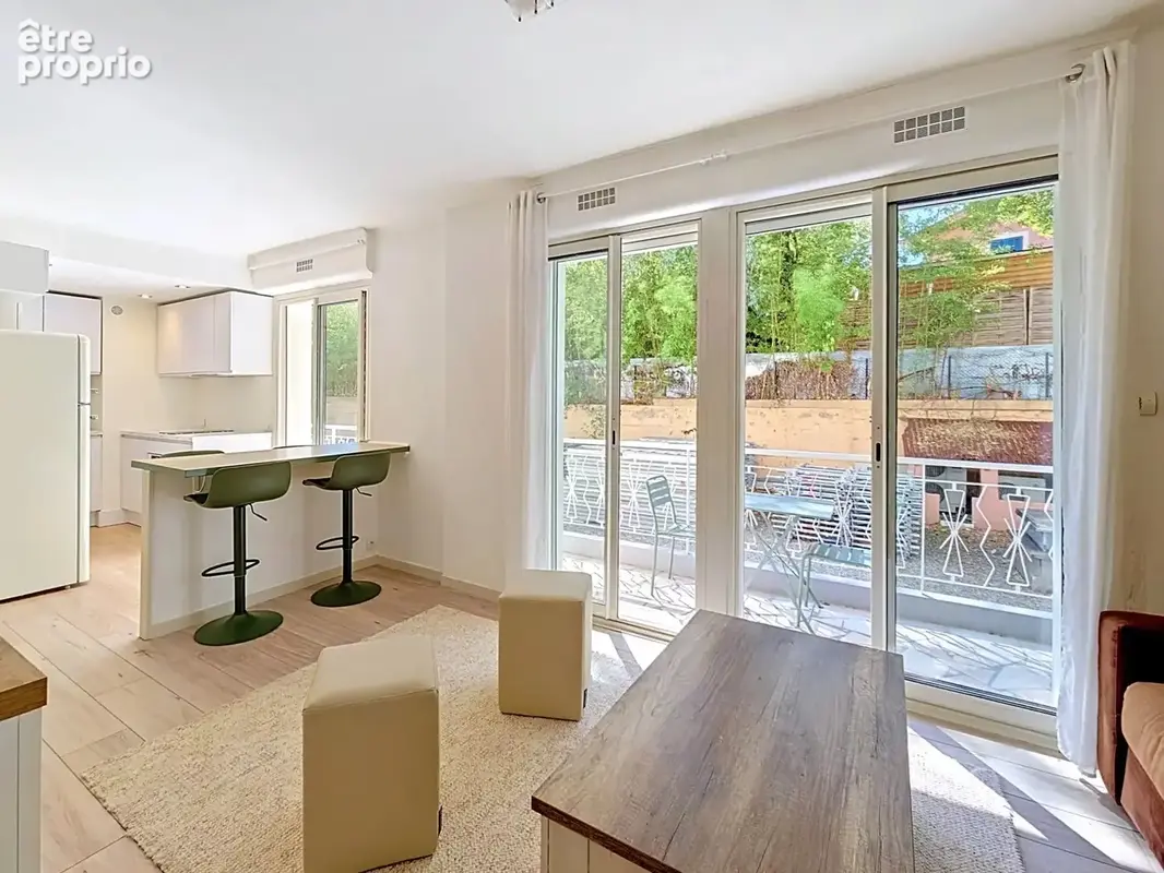 Le cannet limite cannes : appartement eniterement refait a neuf - photo 7