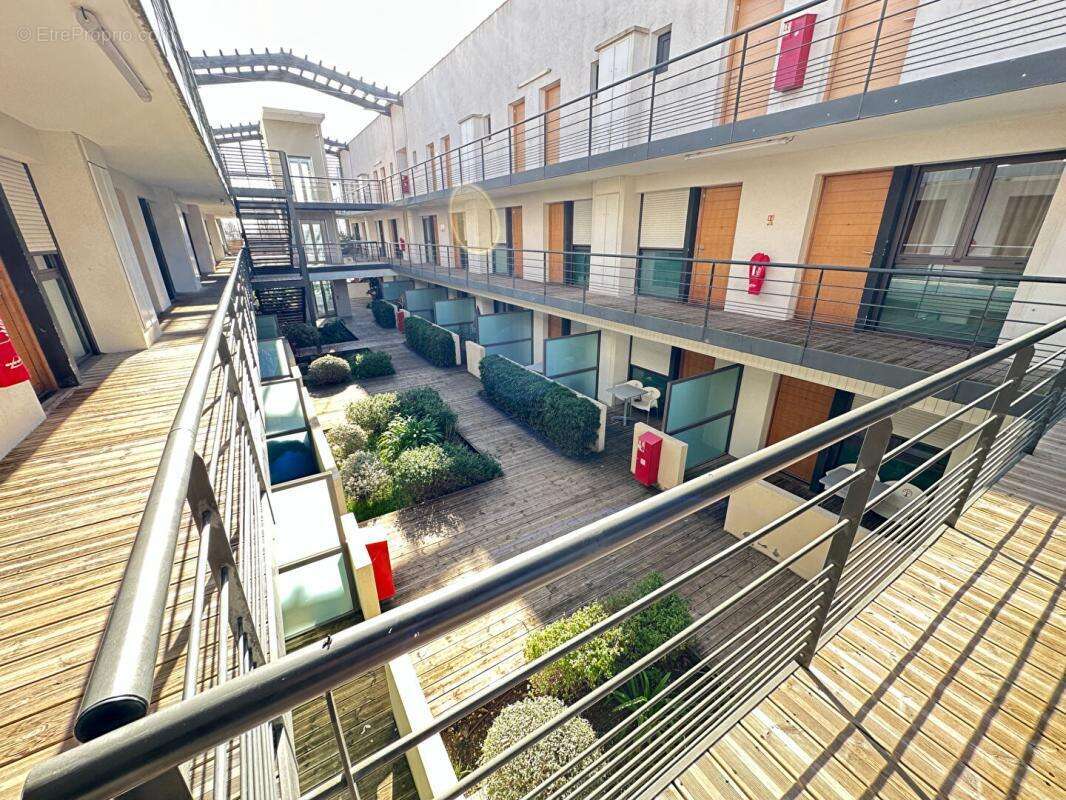 Appartement à EGUILLES