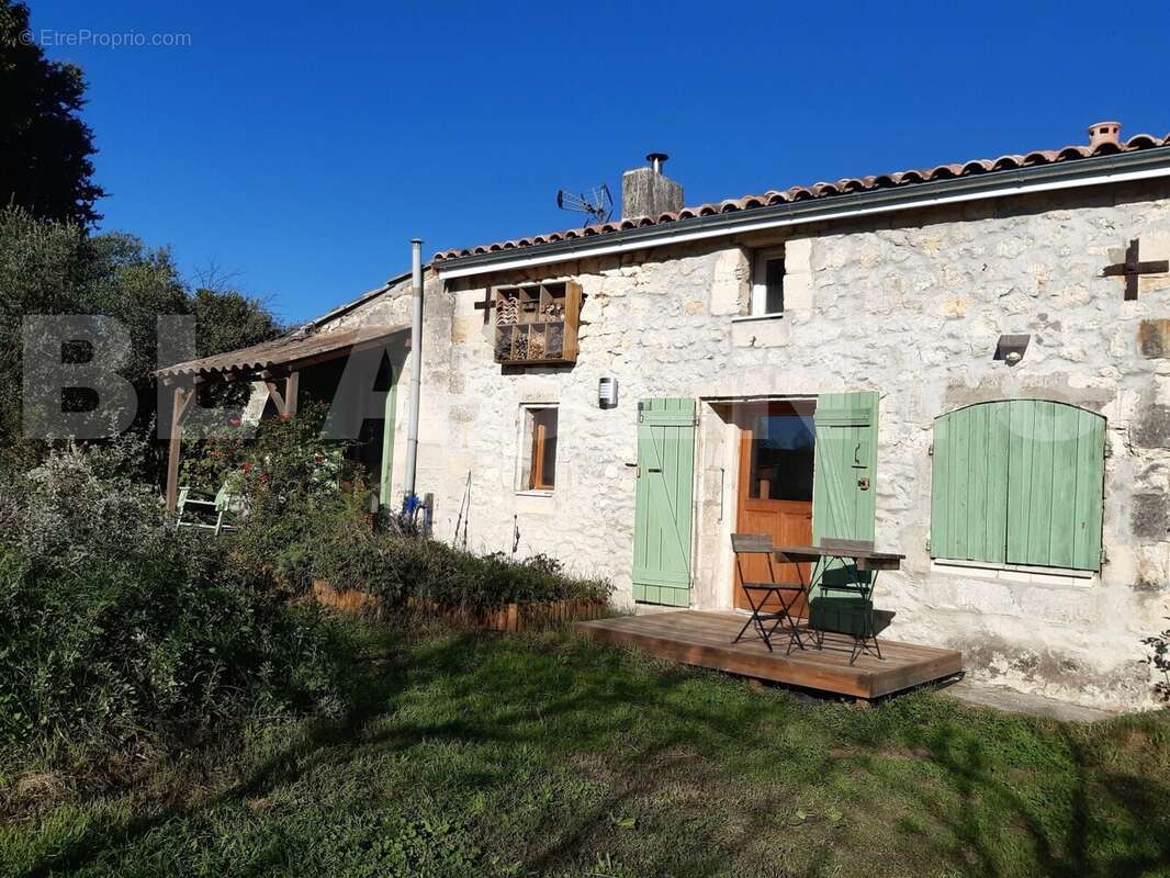 maison mr lefevre facade - Maison à SAINT-CIERS-DE-CANESSE