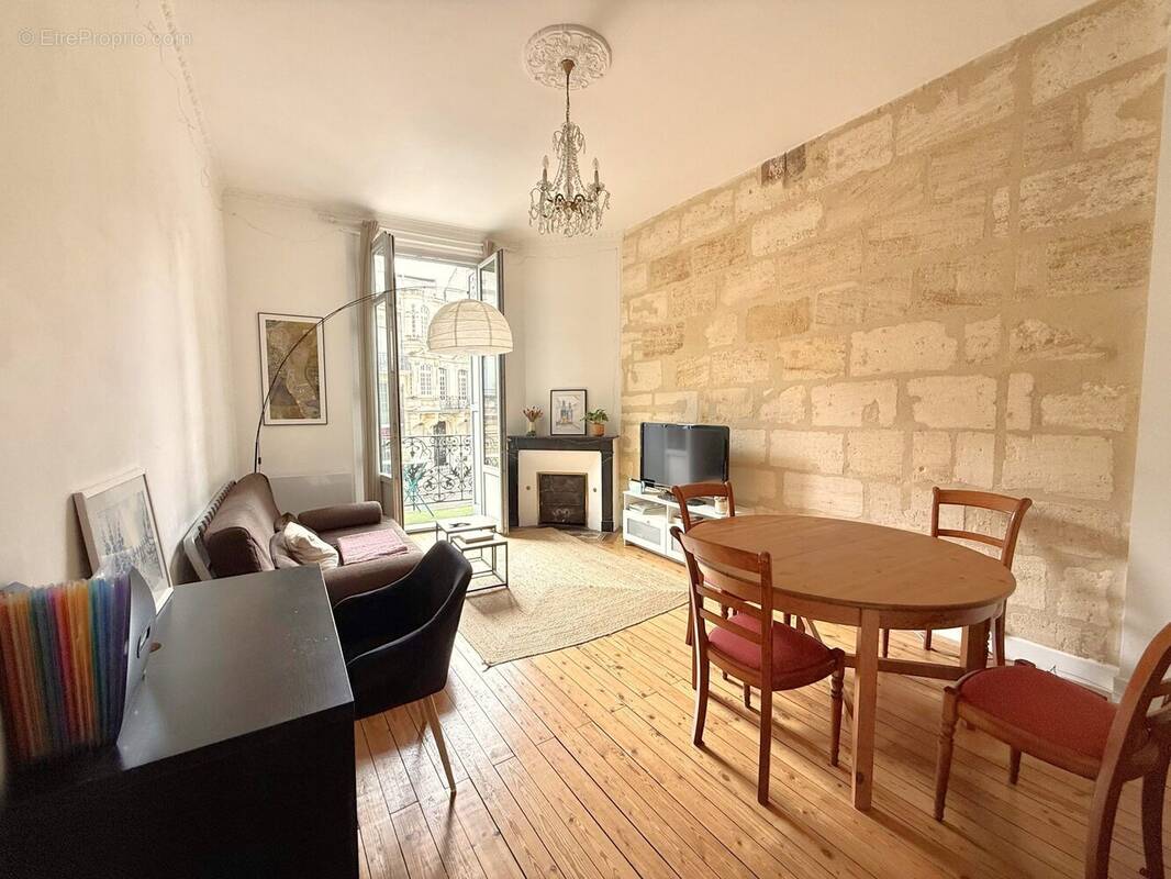 Appartement à BORDEAUX