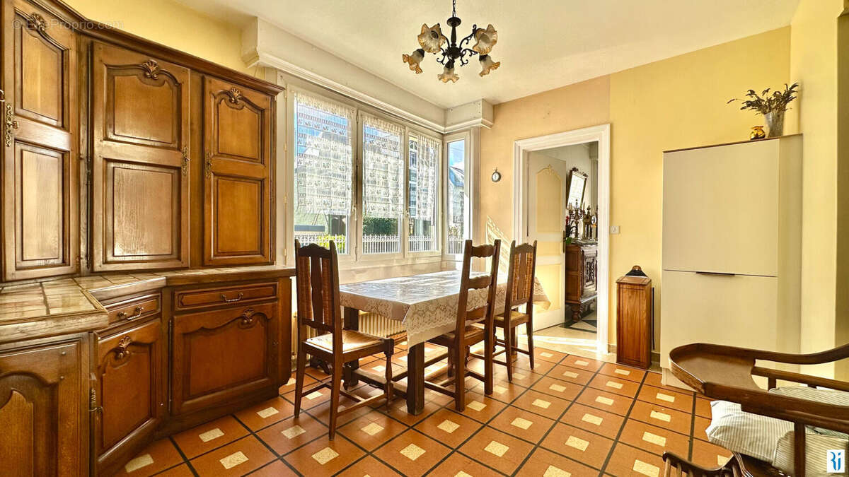 Maison à SOTTEVILLE-LES-ROUEN