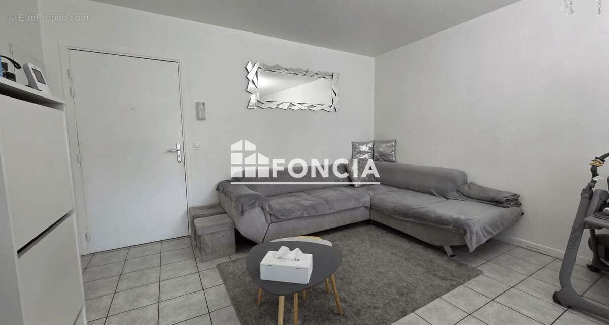 Appartement à SAINT-FARGEAU-PONTHIERRY