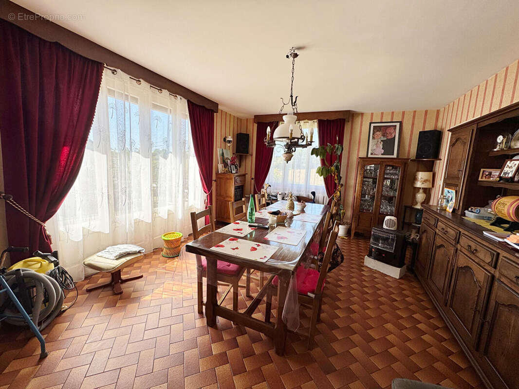 Maison à SORTOSVILLE-EN-BEAUMONT