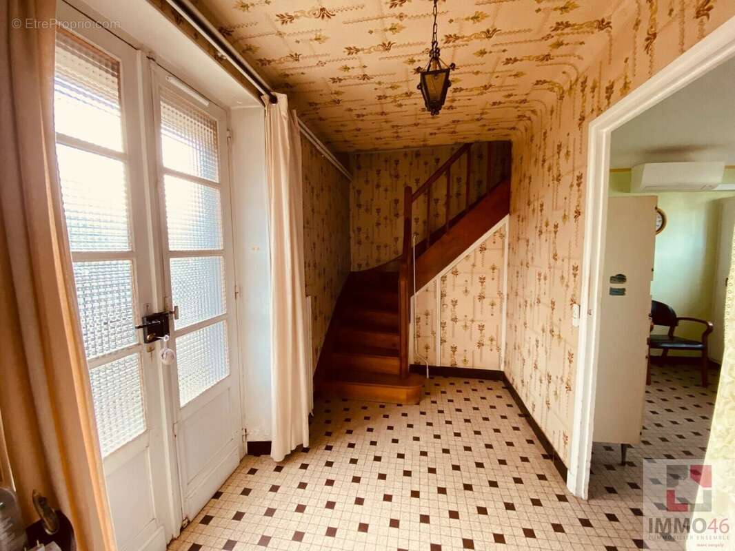 Maison à ALVIGNAC