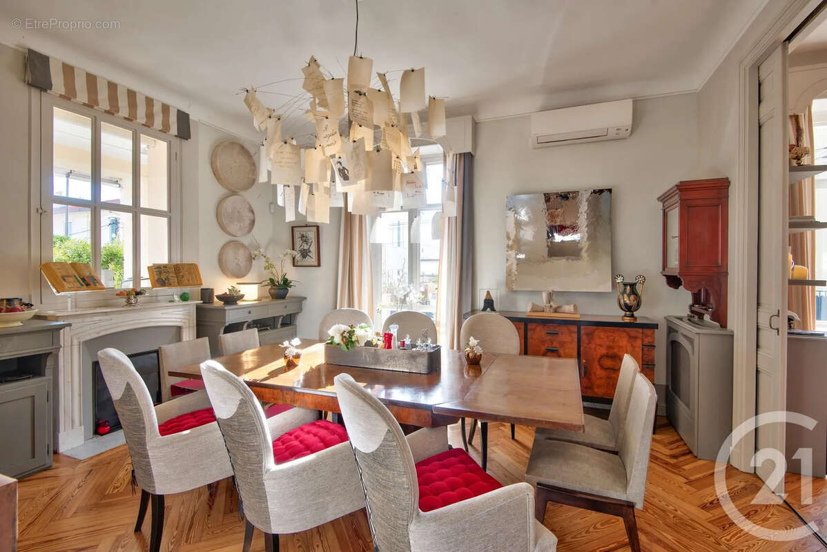 Appartement à BEAULIEU-SUR-MER