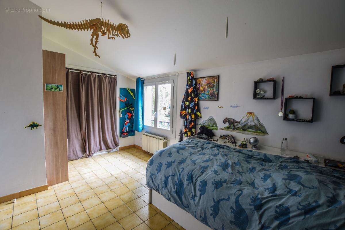 Maison à BAGNOLS-SUR-CEZE