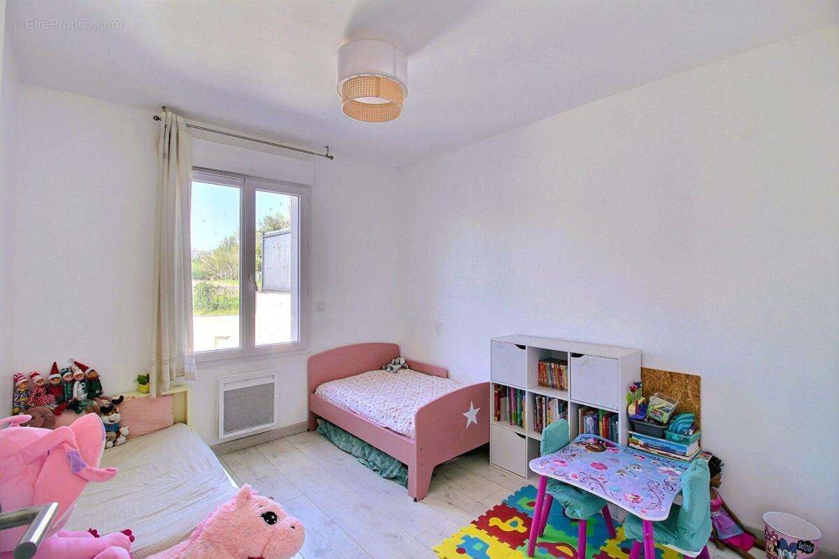 Maison à BLANQUEFORT