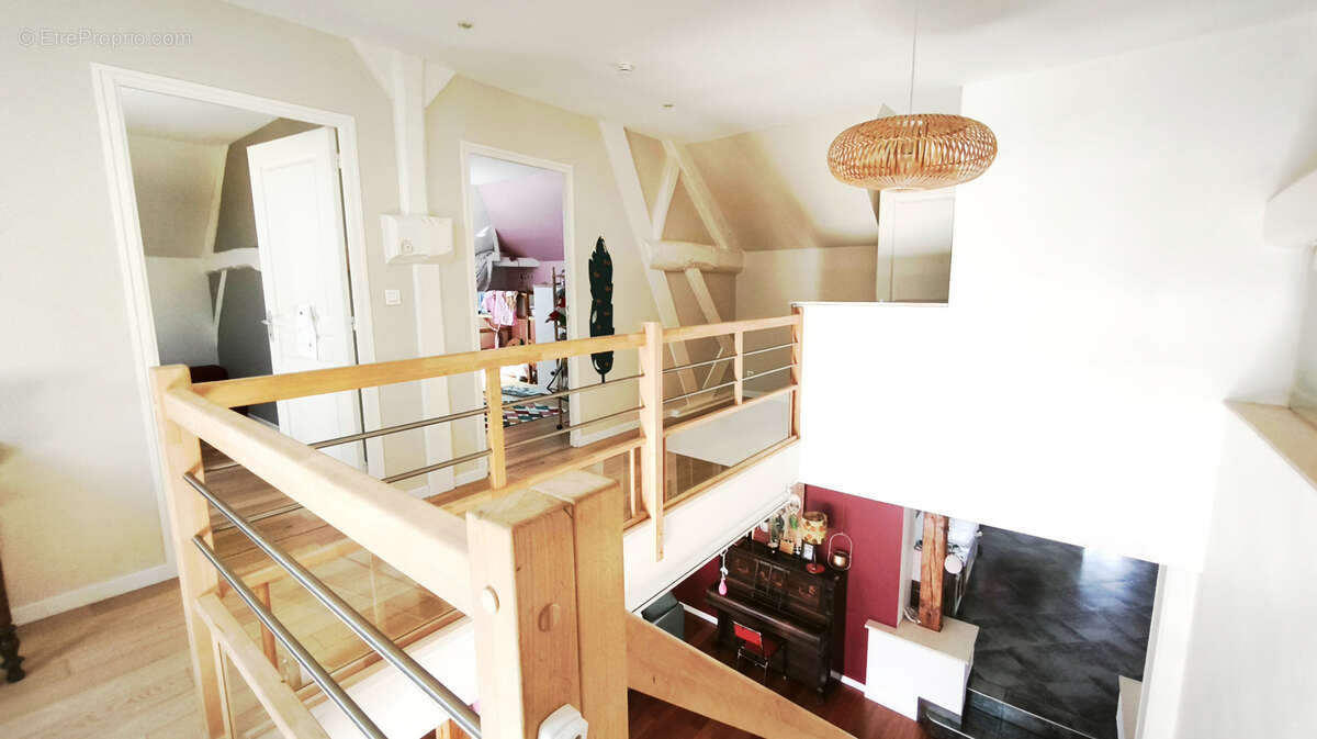 Belle maison d'habitation de 240 m2 - photo 15
