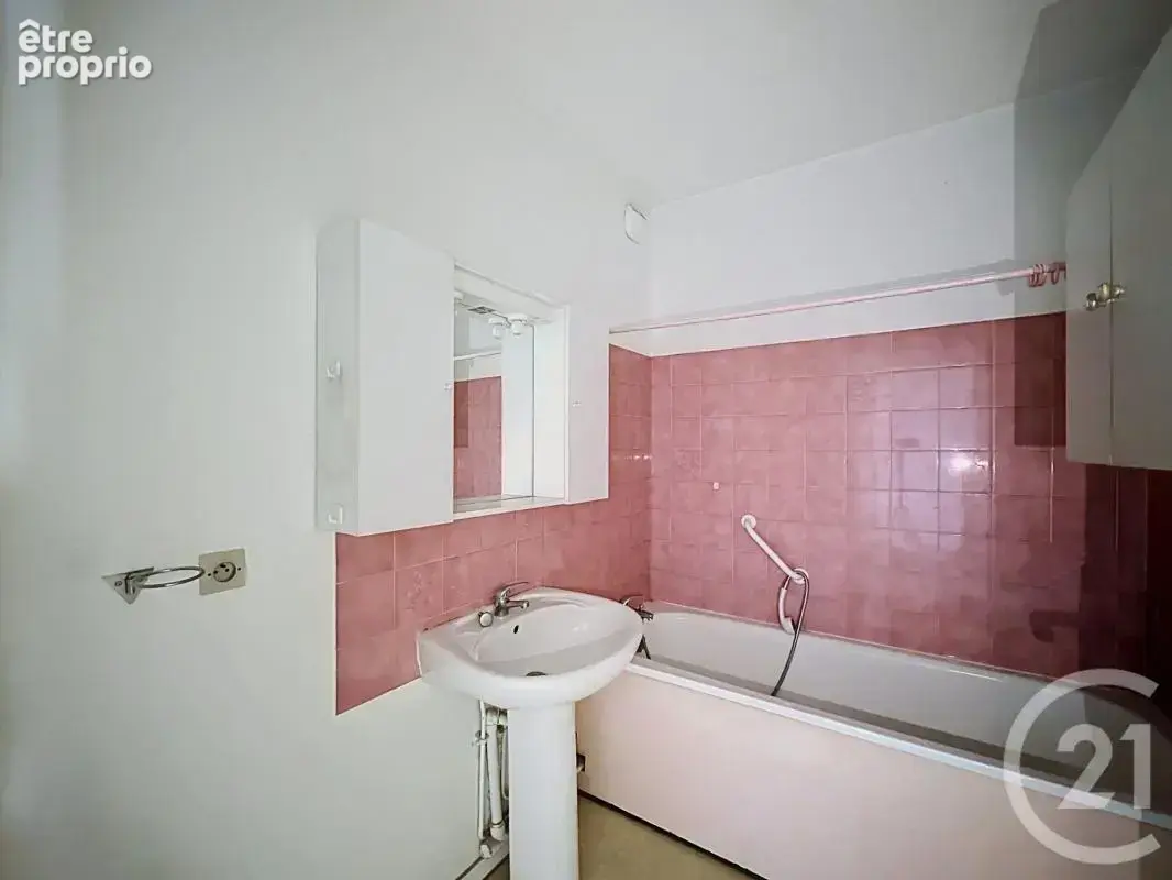 Appartement 3 pièces 72 m² à vendre à Feyzin (69320) - photo 10