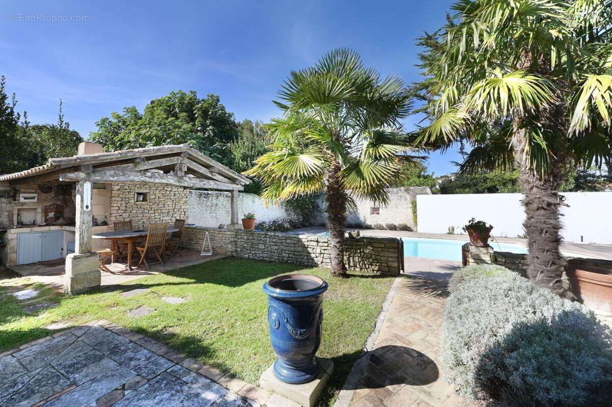 Maison à SAINT-MARTIN-DE-RE