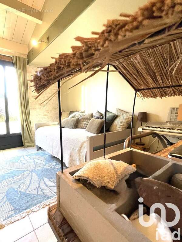 Photo 4 - Maison à CROIX-CHAPEAU